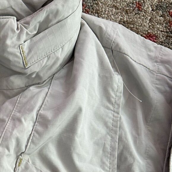 FP Movement Off The Grid Vest Utility Cargo Hooded Hiking Beige/Khaki Bone Small - Picture 9 of 12